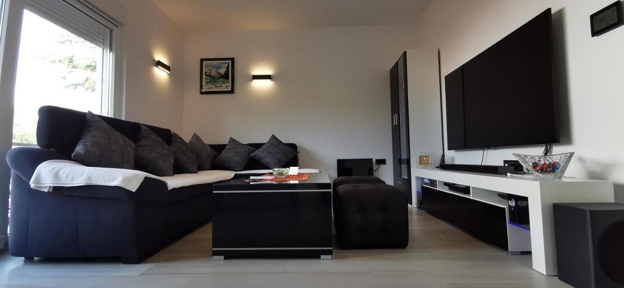 סלצה Apartman Perunika מראה חיצוני תמונה