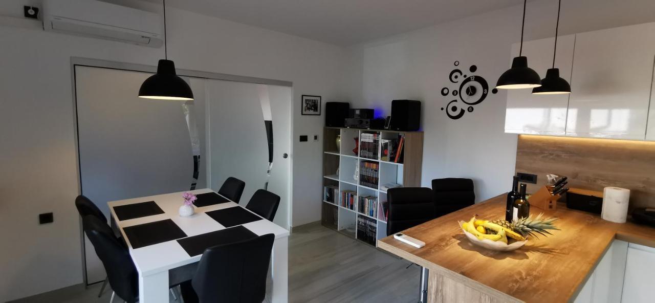 סלצה Apartman Perunika מראה חיצוני תמונה