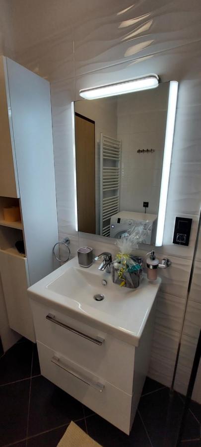 סלצה Apartman Perunika מראה חיצוני תמונה